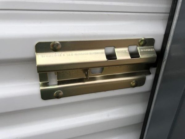 8ft Wide x 7ft 4in Tall Roll Door in High Cube Container Side - Image 2