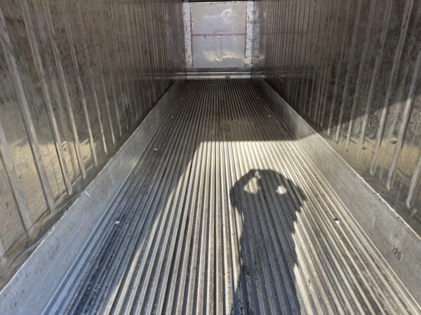 40ft As Is Reefer High Cube Shipping Container White - Image 30