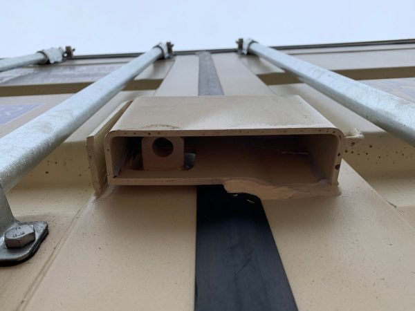 20ft Open Side Shipping Container Standard Height Wind and Watertight Beige - Image 6